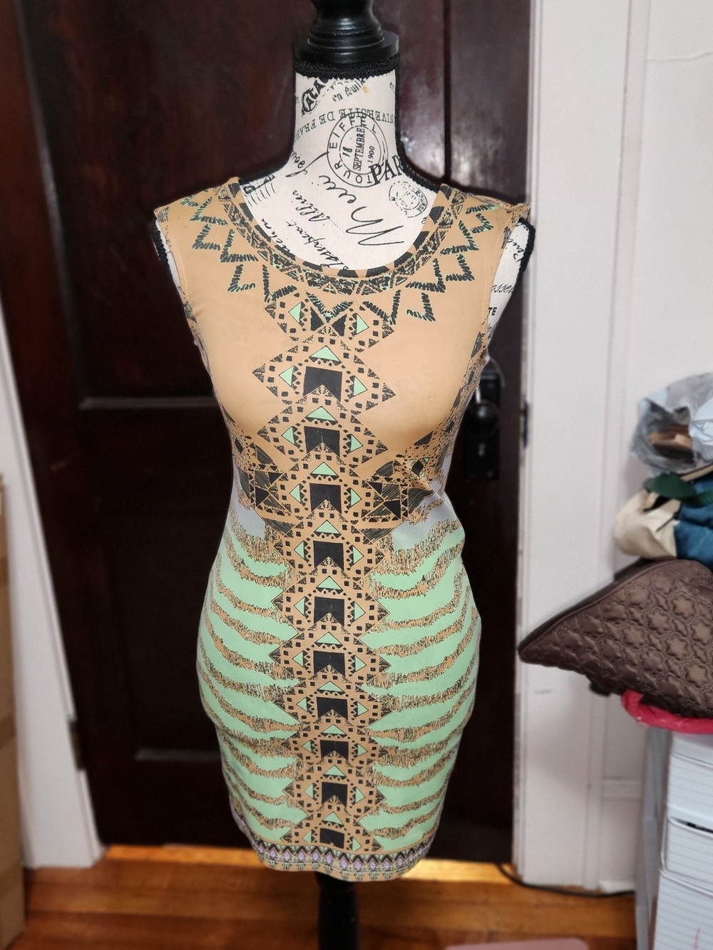 Redberyy's Sleeveless Geometric-Print Bodycon Dress in Tan and Mint Small
